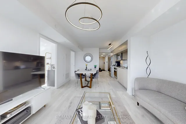 Additional property image - 585 Bloor St Unit 2418