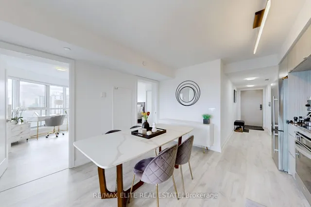 Additional property image - 585 Bloor St Unit 2418