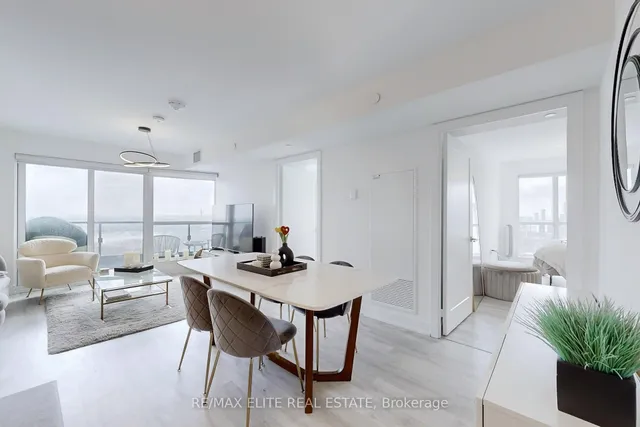 Additional property image - 585 Bloor St Unit 2418