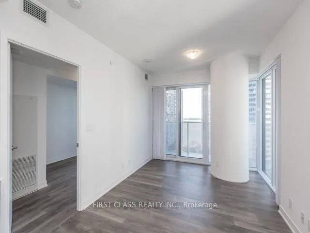 Additional property image - 88 Harbour St Unit 2110