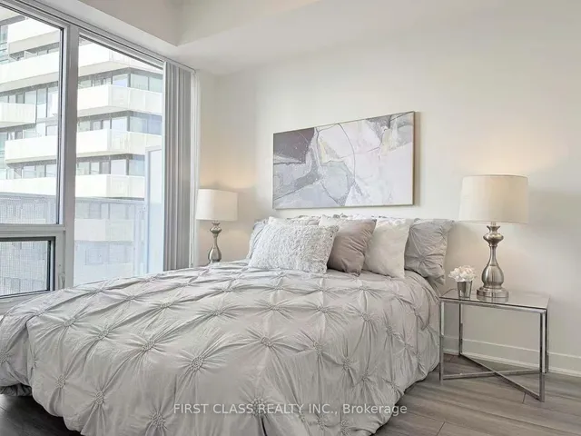 Additional property image - 88 Harbour St Unit 2110