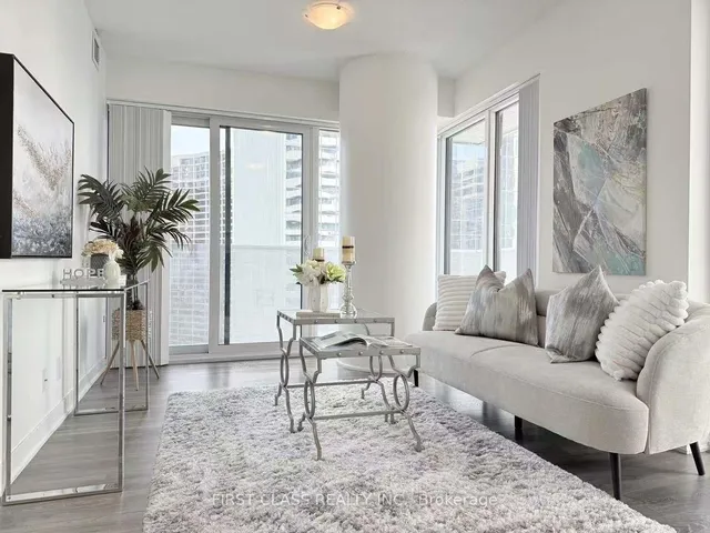 Additional property image - 88 Harbour St Unit 2110