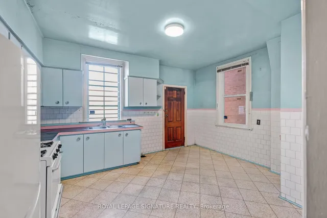 Additional property image - 144 Denison Ave
