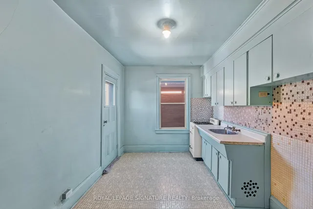 Additional property image - 144 Denison Ave