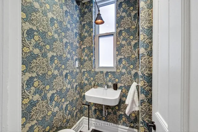 Additional property image - 282 Crawford St