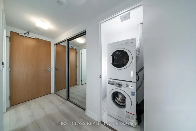 Additional property image - 11 Wellesley St Unit 1403