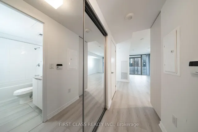 Additional property image - 11 Wellesley St Unit 1403