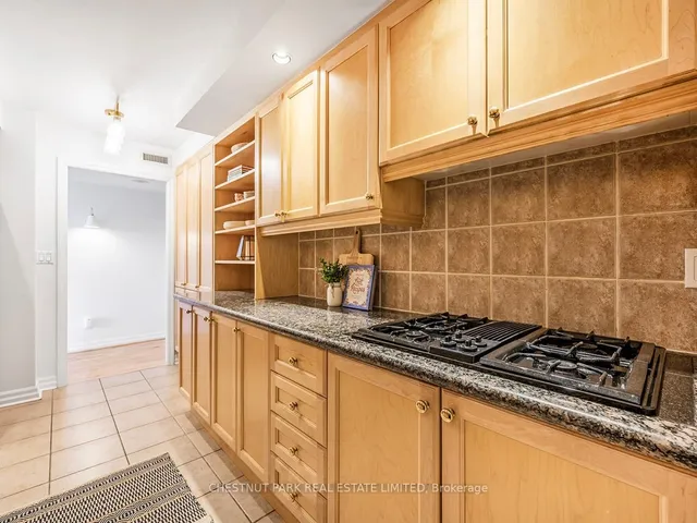 Additional property image - 2727 Yonge St Unit 405