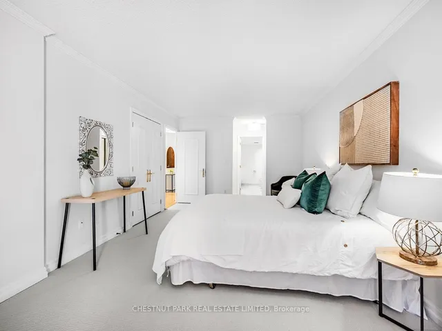 Additional property image - 2727 Yonge St Unit 405