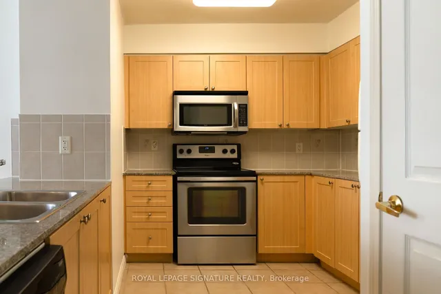 Additional property image - 5940 Yonge St Unit 307