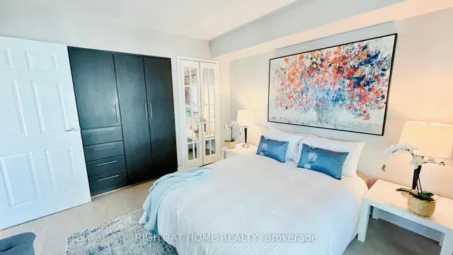 Additional image 10 of 10 Queens Quay Unit 1012