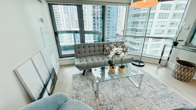 Additional image 19 of 10 Queens Quay Unit 1012