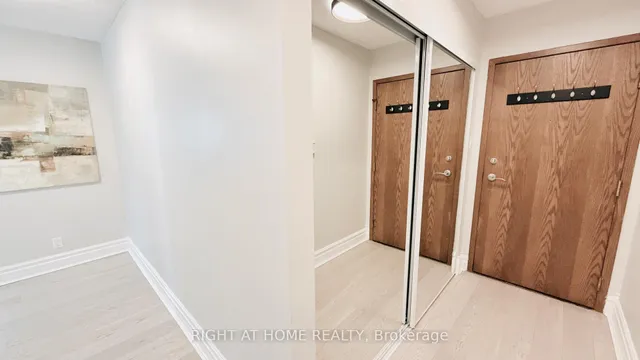 Additional image 18 of 10 Queens Quay Unit 1012