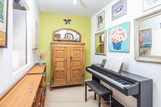 Additional property image - 120 Rosedale Valley Rd Unit 211