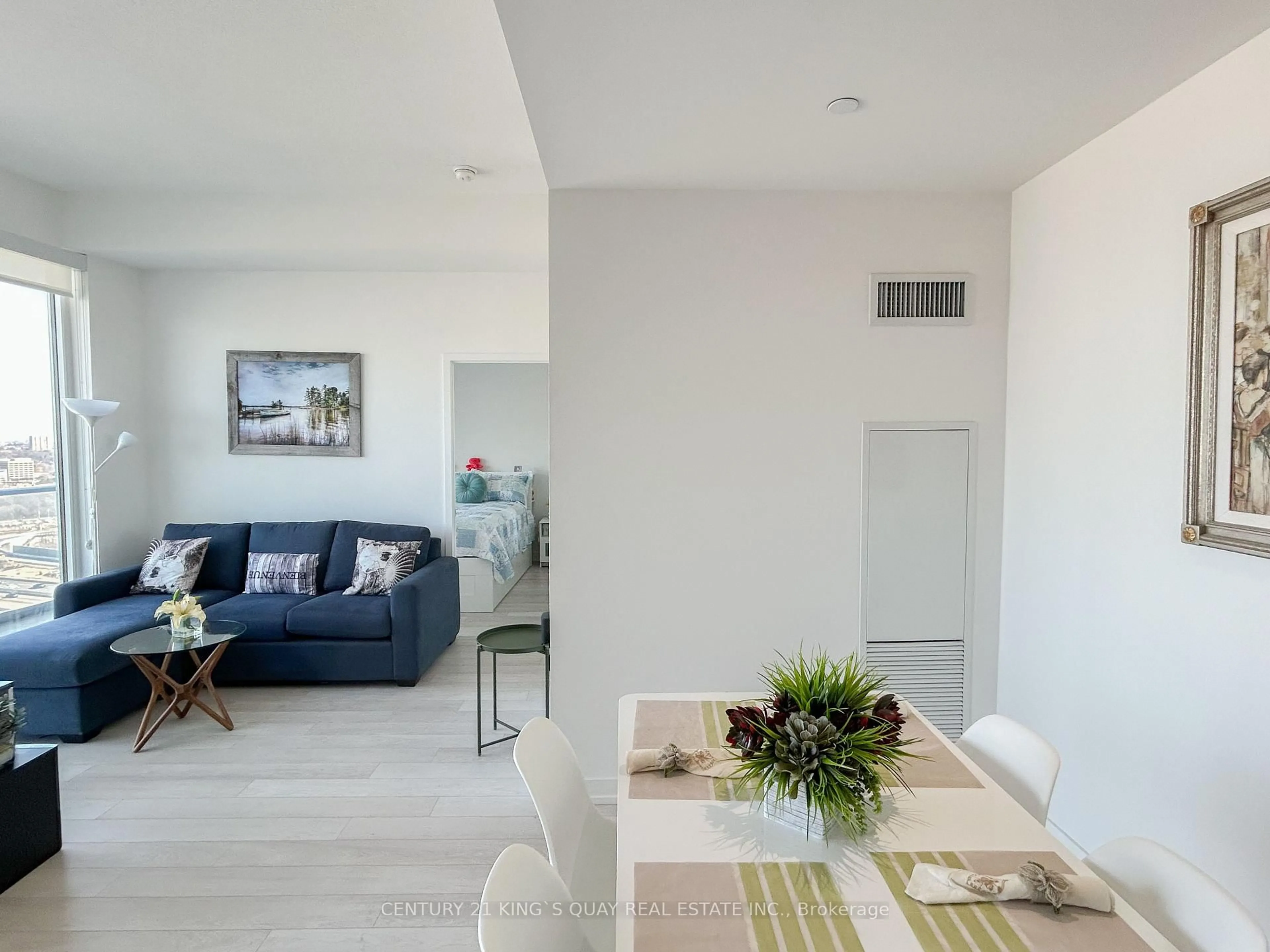 Living room with furniture, unknown for 117 McMahon Dr #2111, Toronto Ontario M2K 0E4