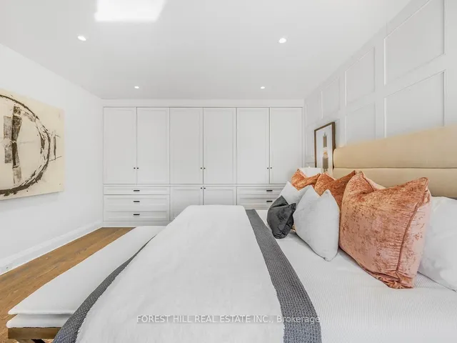 Additional property image - 717 Eglinton Ave Unit 307
