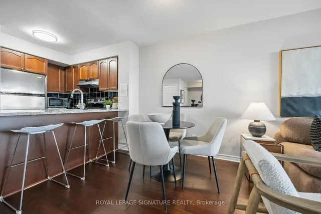 Additional property image - 35 Hollywood Ave Unit 703