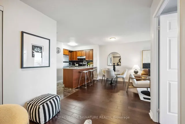 Additional property image - 35 Hollywood Ave Unit 703