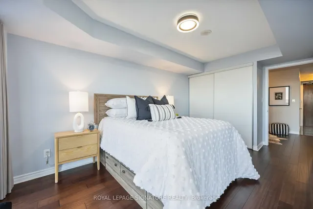 Additional property image - 35 Hollywood Ave Unit 703