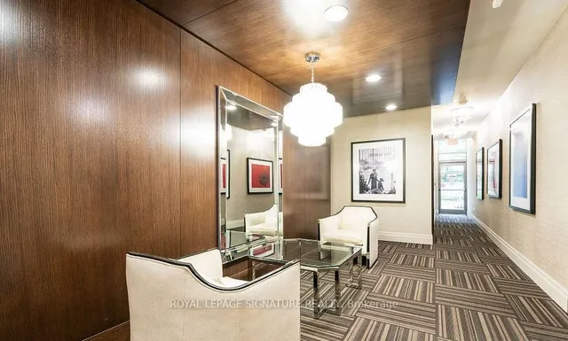 Additional property image - 35 Hollywood Ave Unit 703