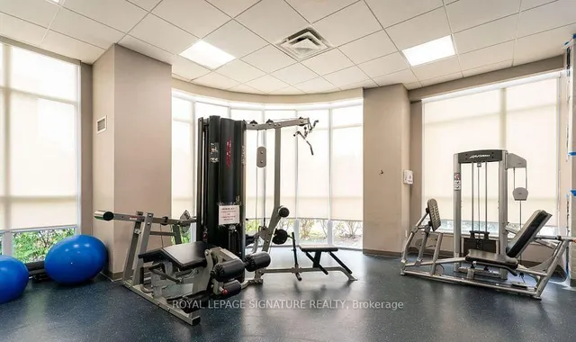 Additional property image - 35 Hollywood Ave Unit 703