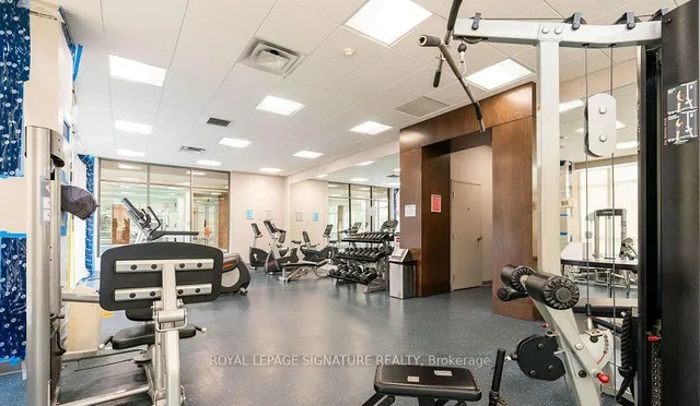 Additional property image - 35 Hollywood Ave Unit 703