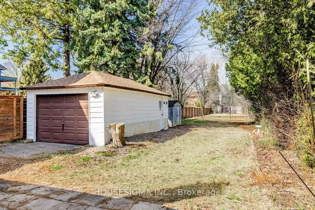 Additional property image - 202 Churchill Ave