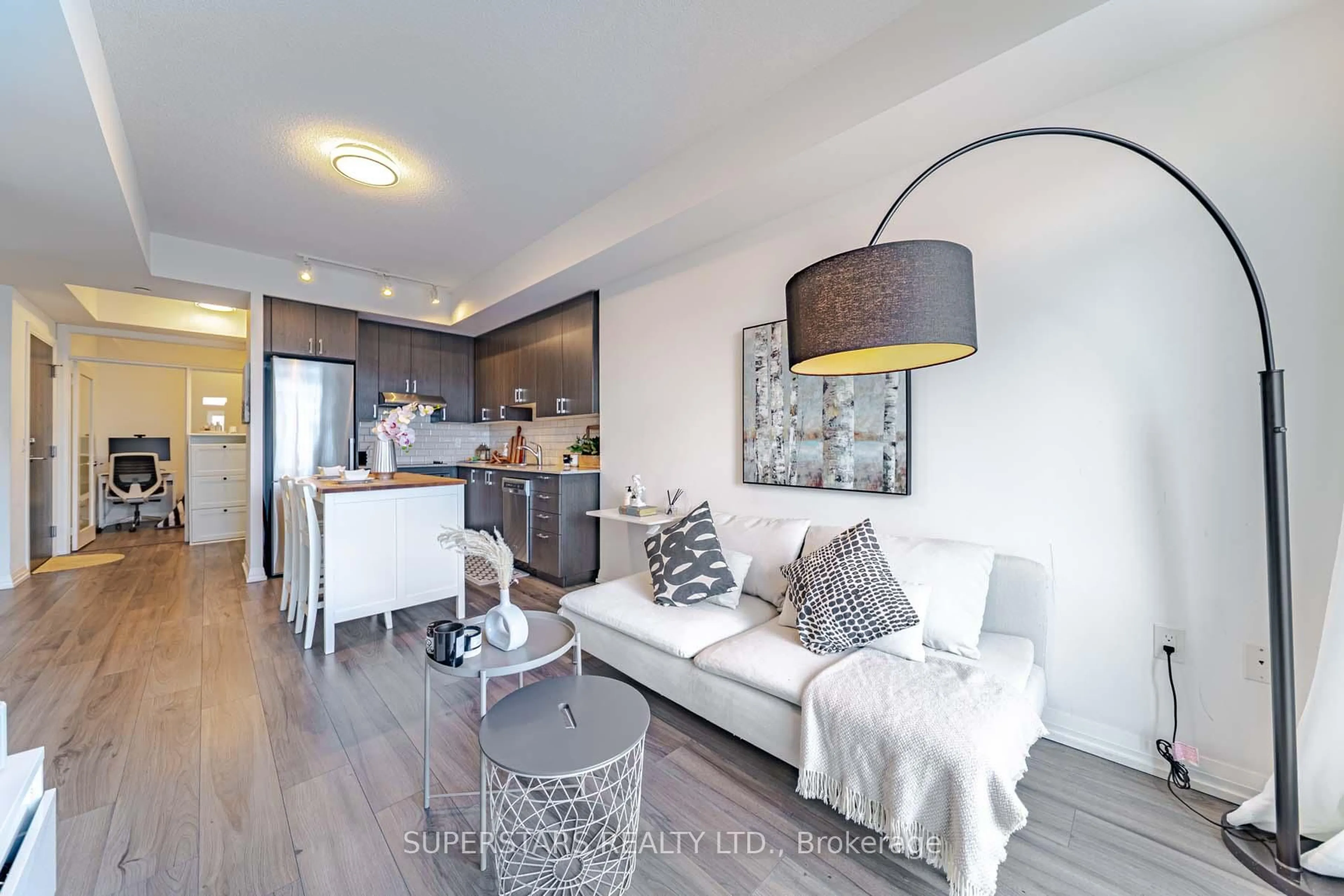 Open concept kitchen, wood/laminate floor for 50 Ann O'reilly Rd #601, Toronto Ontario M2J 0C9