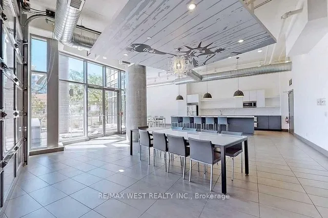 Additional property image - 150 East Liberty St Unit 2906