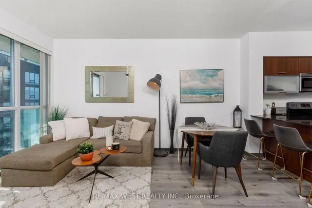 Additional property image - 150 East Liberty St Unit 2906