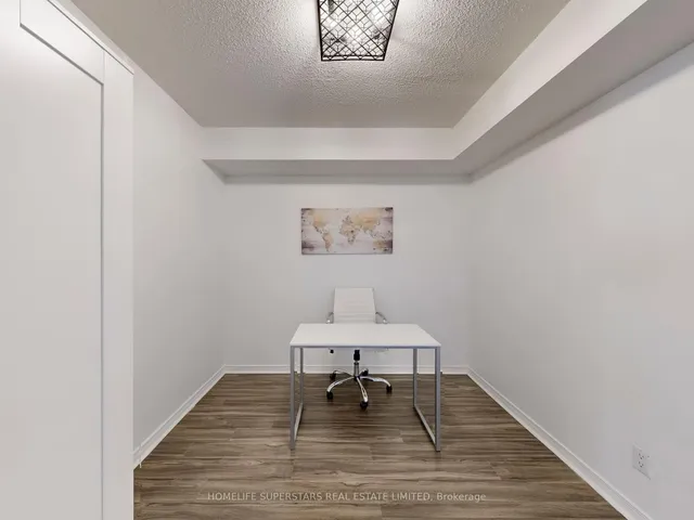 Additional property image - 21 Pirandello St Unit 1234