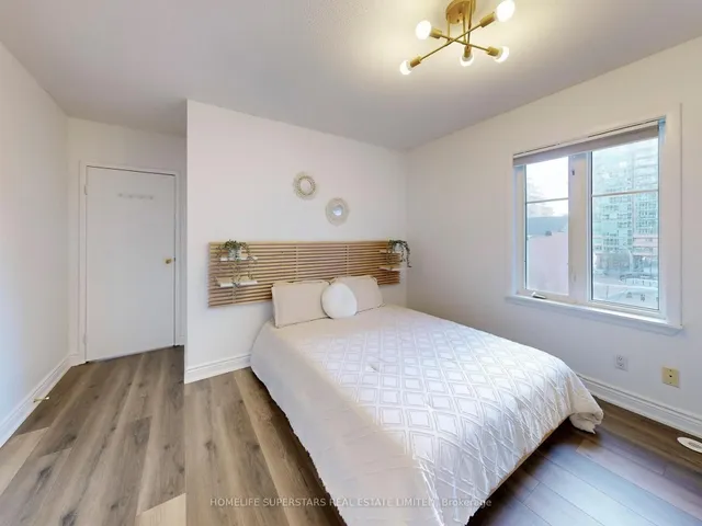 Additional property image - 21 Pirandello St Unit 1234