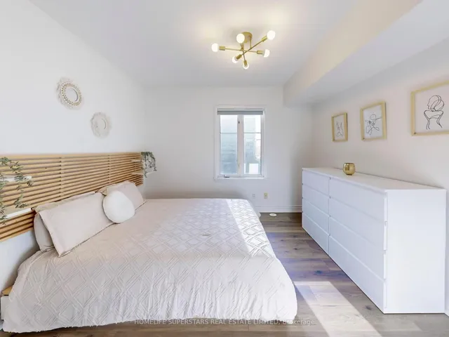 Additional property image - 21 Pirandello St Unit 1234