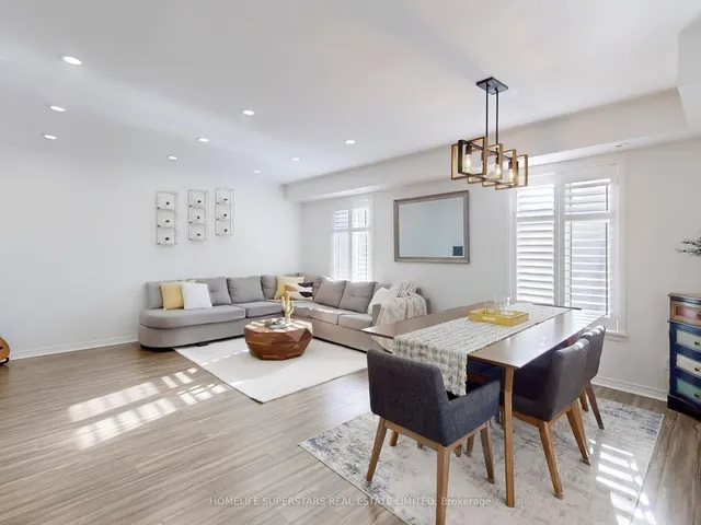 Additional property image - 21 Pirandello St Unit 1234