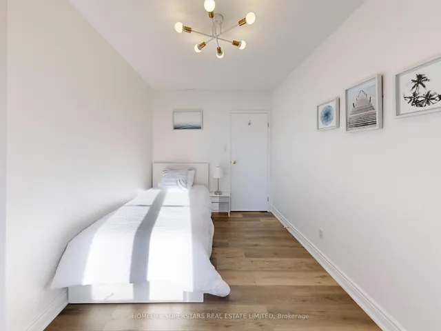 Additional property image - 21 Pirandello St Unit 1234