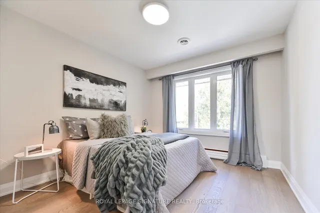 Additional property image - 11 Comet Crt