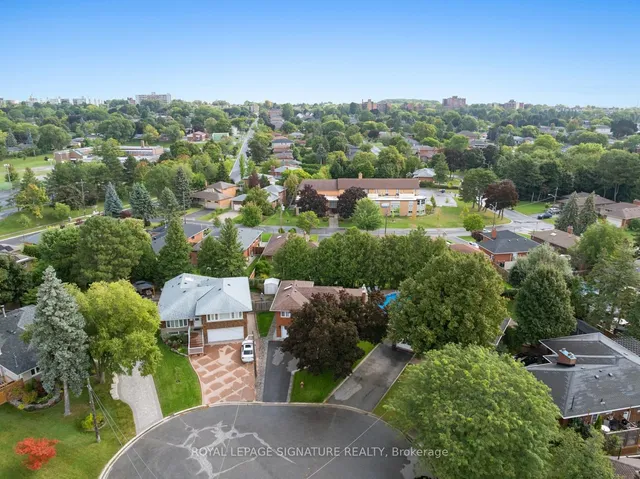 Additional property image - 11 Comet Crt