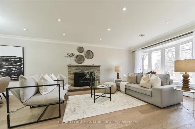 Additional property image - 11 Comet Crt