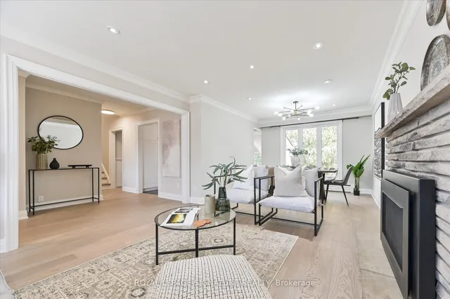 Additional property image - 11 Comet Crt
