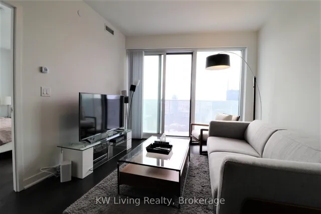 Additional property image - 88 Harbour St Unit 6703