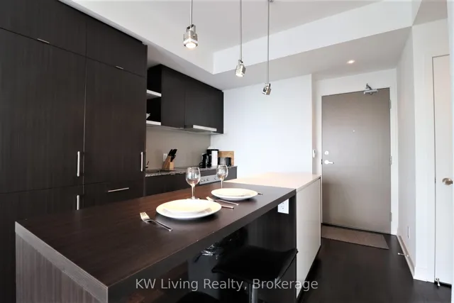 Additional property image - 88 Harbour St Unit 6703