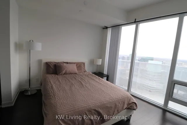 Additional property image - 88 Harbour St Unit 6703