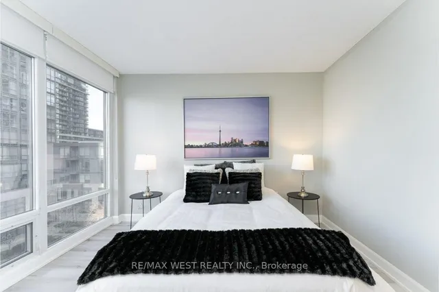 Additional property image - 15 Brunel Crt Unit 627