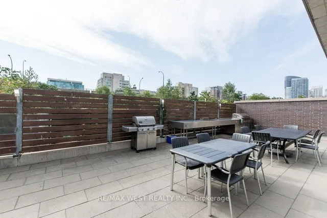 Additional property image - 15 Brunel Crt Unit 627