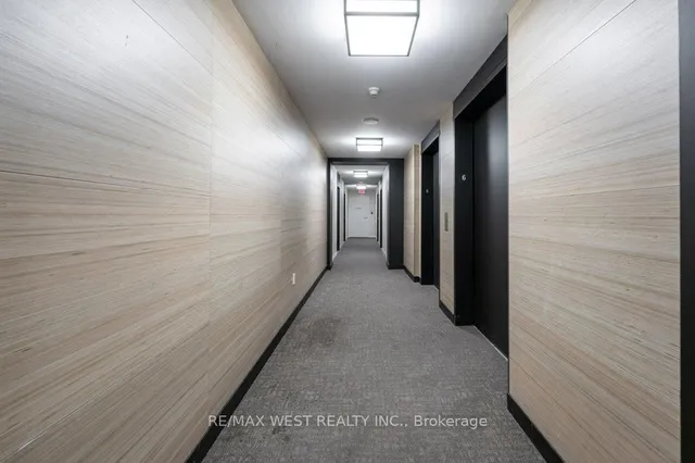 Additional property image - 15 Brunel Crt Unit 627