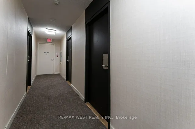 Additional property image - 15 Brunel Crt Unit 627