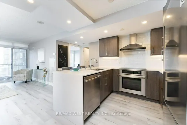 Additional property image - 15 Brunel Crt Unit 627
