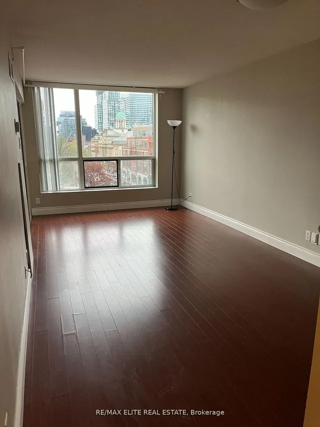 Additional property image - 92 King St Unit 612+P2-46