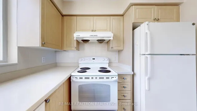 Additional property image - 18 Spring Garden Ave Unit 1708