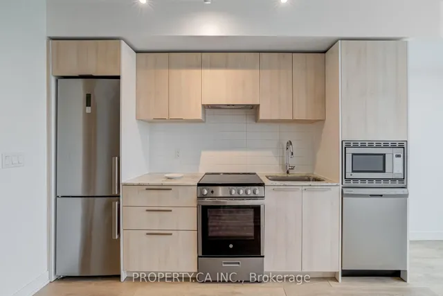 Additional property image - 501 Yonge St Unit 3103